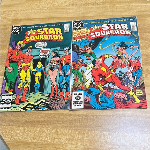 DC Comics Other - #0914+DC Comics All-Star Squadron Vibrant Comic Duo